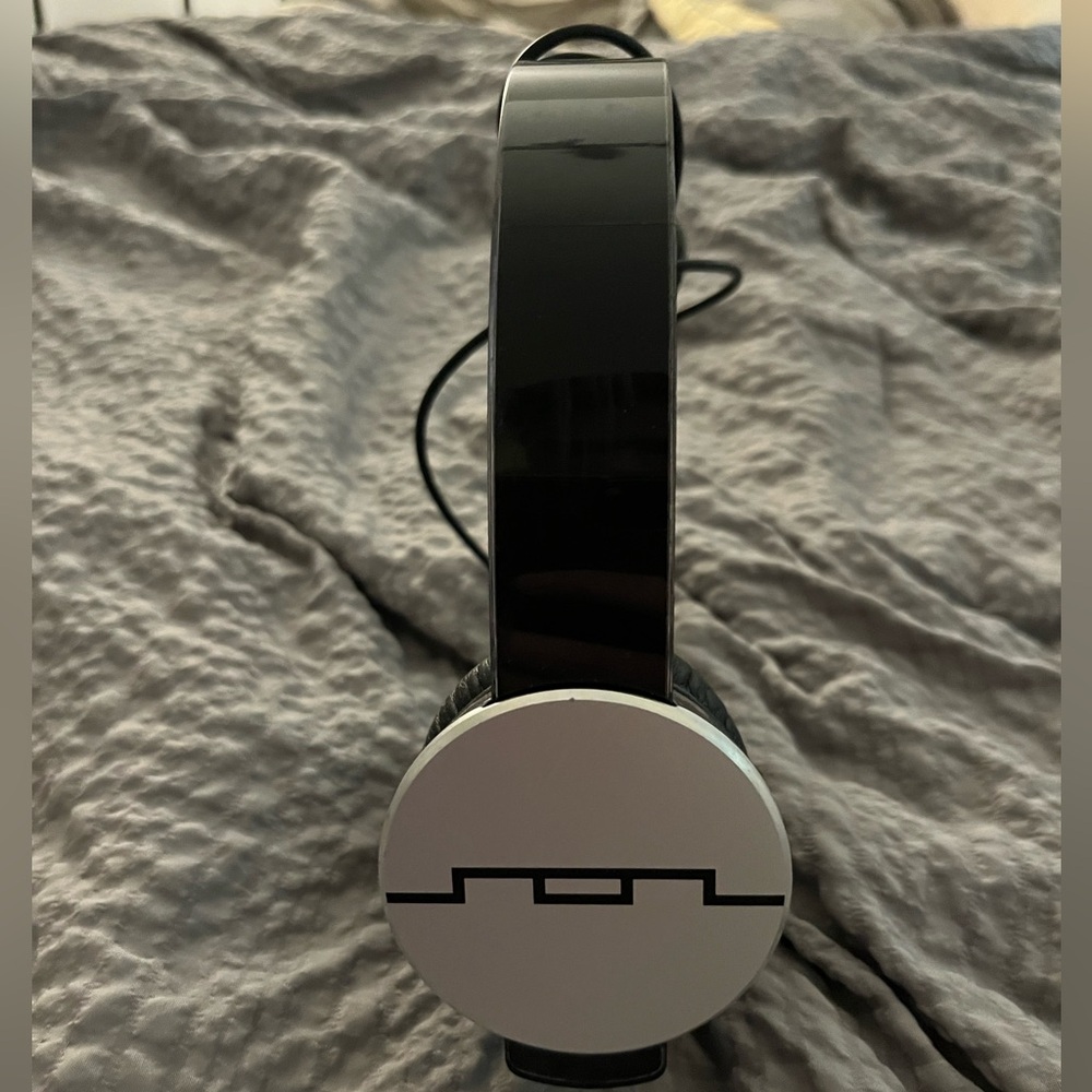 Sol Republic Headphones